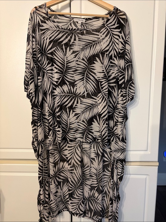 Luxology Other - Luxology Bathing Suit Cover Up for Beach Vacation Sheer Stretchy Tropical Palm